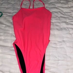 jolyn suit (pilling)